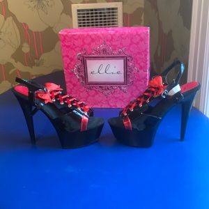 Size 10 Ellie brand Gabby style 6” pointed stiletto sandal *NEW* never worn